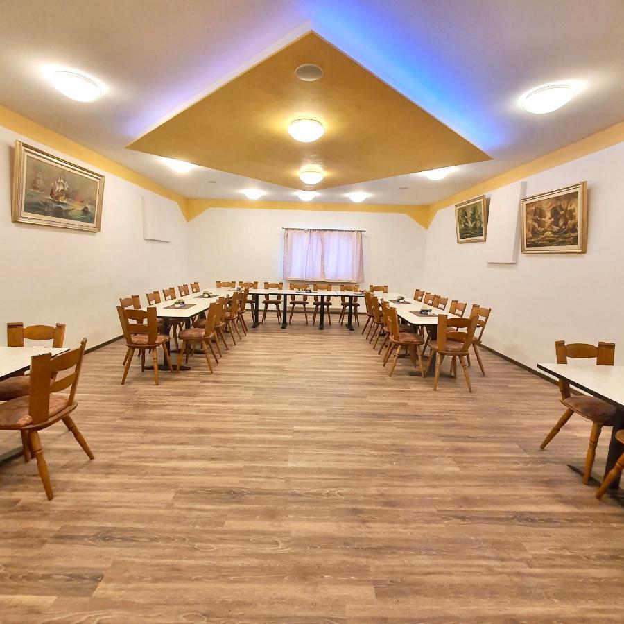 Hotel Da Sabino Зинген Екстериор снимка